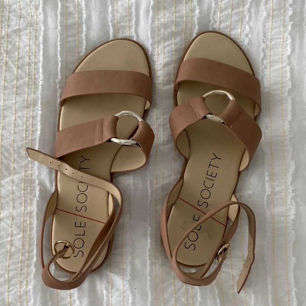 Flats , 8.5 , sole society